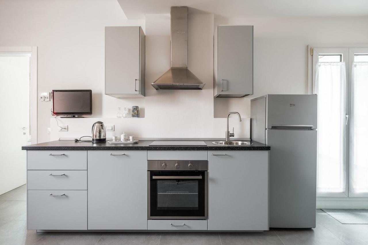 San Felice Apartments By Wonderful Italy โบโลญญา ภายนอก รูปภาพ