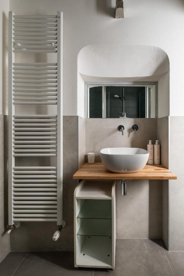 San Felice Apartments By Wonderful Italy โบโลญญา ภายนอก รูปภาพ